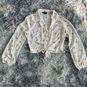 Forever 21 White Daisy Print Long Sleeve Crop Top w Collar and Front Tie- Size M